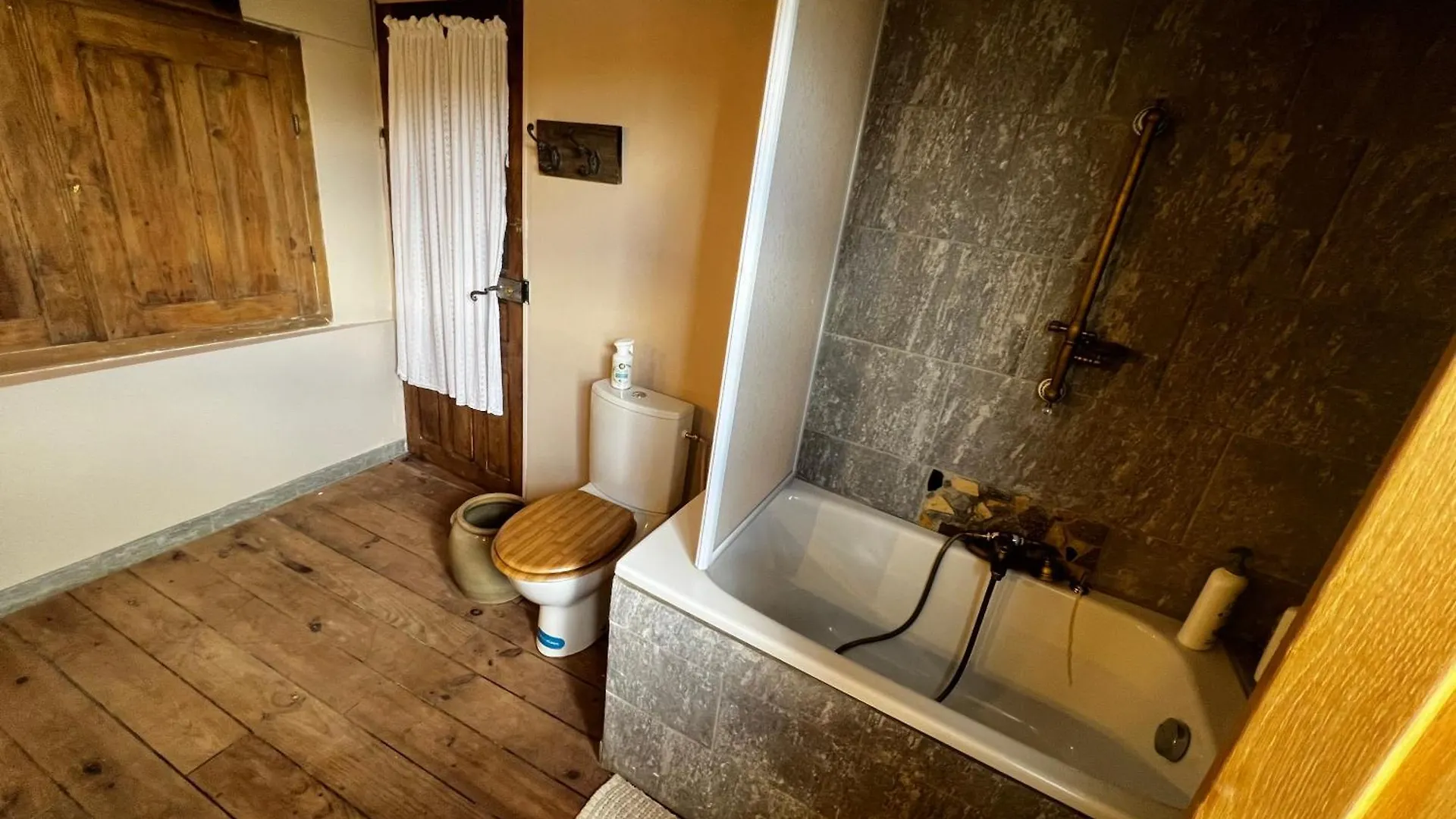 Holiday home Ancienne Epicerie Villa Prades-d'Aubrac